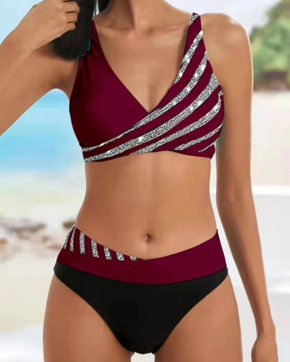 Mona - Bikini s Uzorkom u Toplim Nijansama