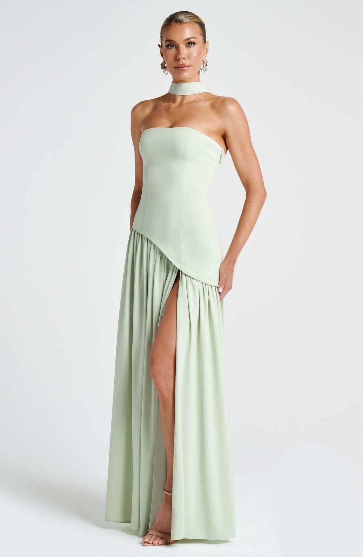 Beatriz - Elegantna Duga Haljina