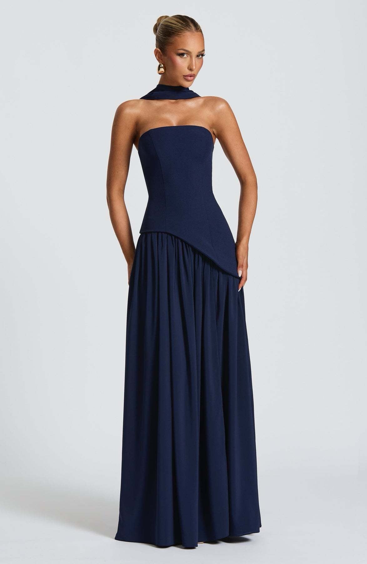 Beatriz - Elegant Long Dress