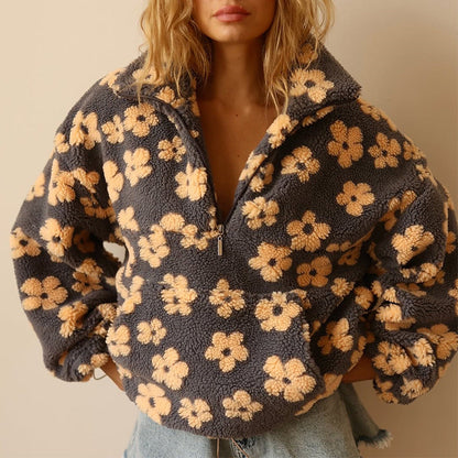 "Daisy - Cvjetni Fleece Pidžama Gornji Dio" can be rewritten as "Daisy - Cvjetni Fleece Pidžama Gornji Komad".