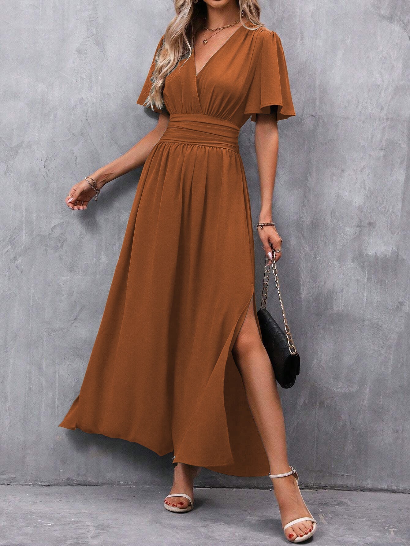 Eterna - Elegant Maxi Dress in Black