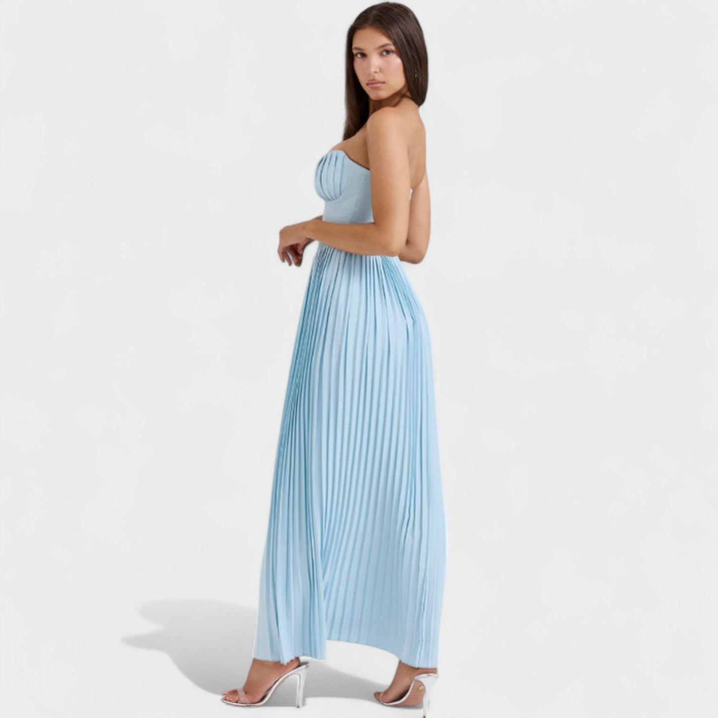 Isabela - Haljina bez naramenica" can be rewritten as "Isabela - Off-Shoulder Dress.