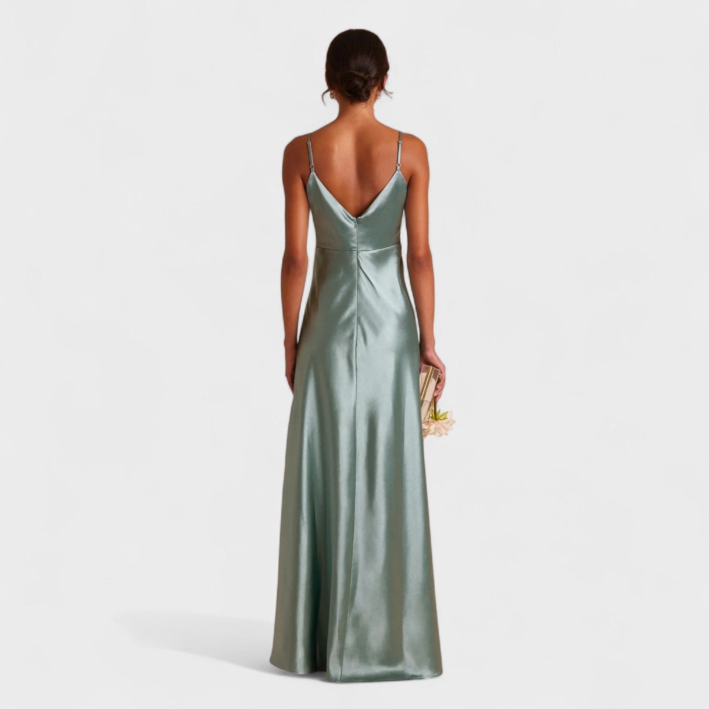 Lúcia - Duga Saten Haljina" can be rewritten as "Lúcia - Long Satin Dress.