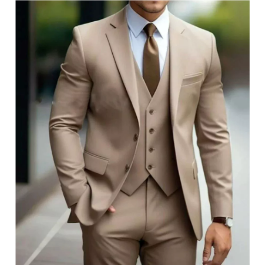 Fato - Blazer s Mekanim Ramenom i Struktuiranim Reverima" can be rewritten as:

"Fato - Blazer s Mekanim Ramenima i Oblikovanim Reverima