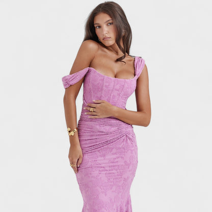 Francesca - Haljina s Elegantnom Siluetom