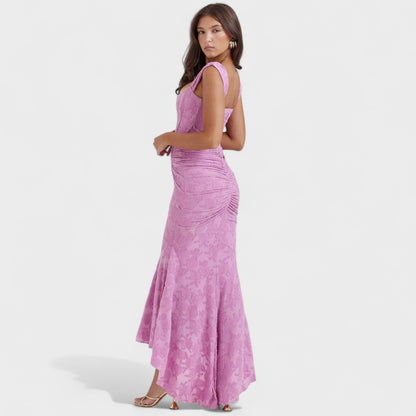 Francesca - Haljina s Elegantnom Siluetom