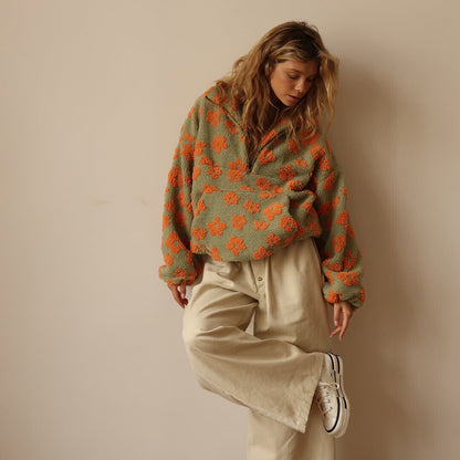 "Daisy - Cvjetni Fleece Pidžama Gornji Dio" can be rewritten as "Daisy - Cvjetni Fleece Pidžama Gornji Komad".