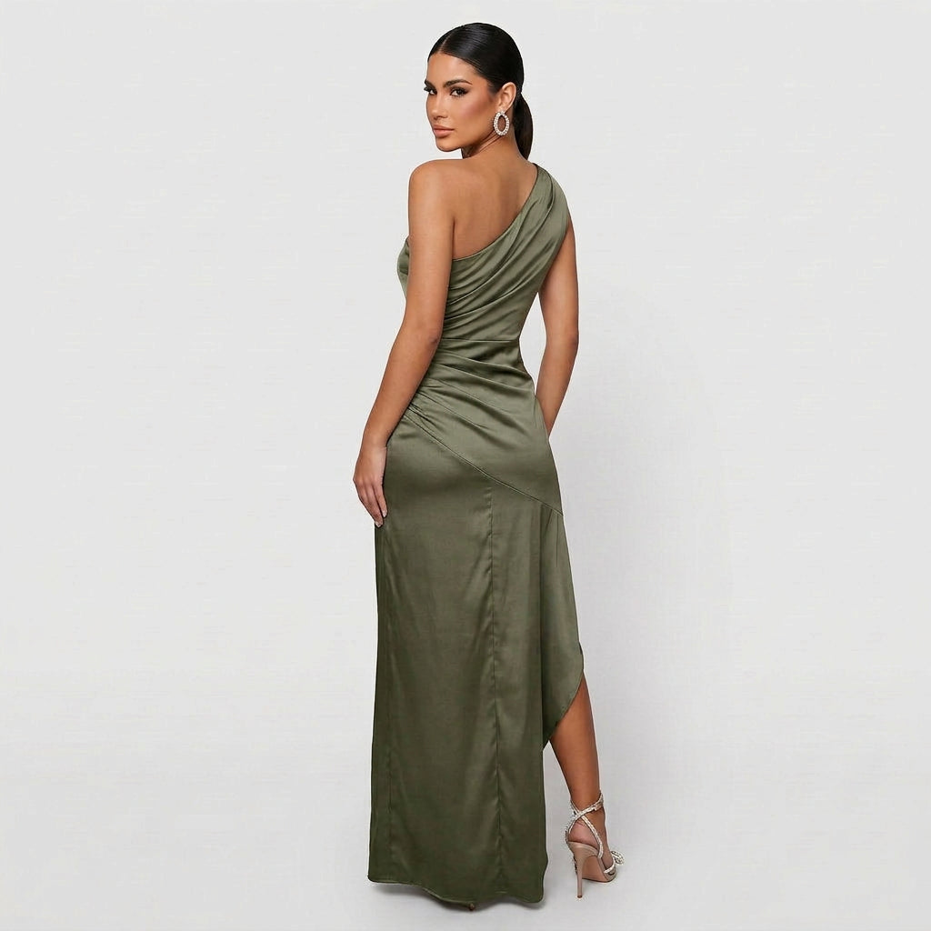 Andreia - Elegant Maxi Dress